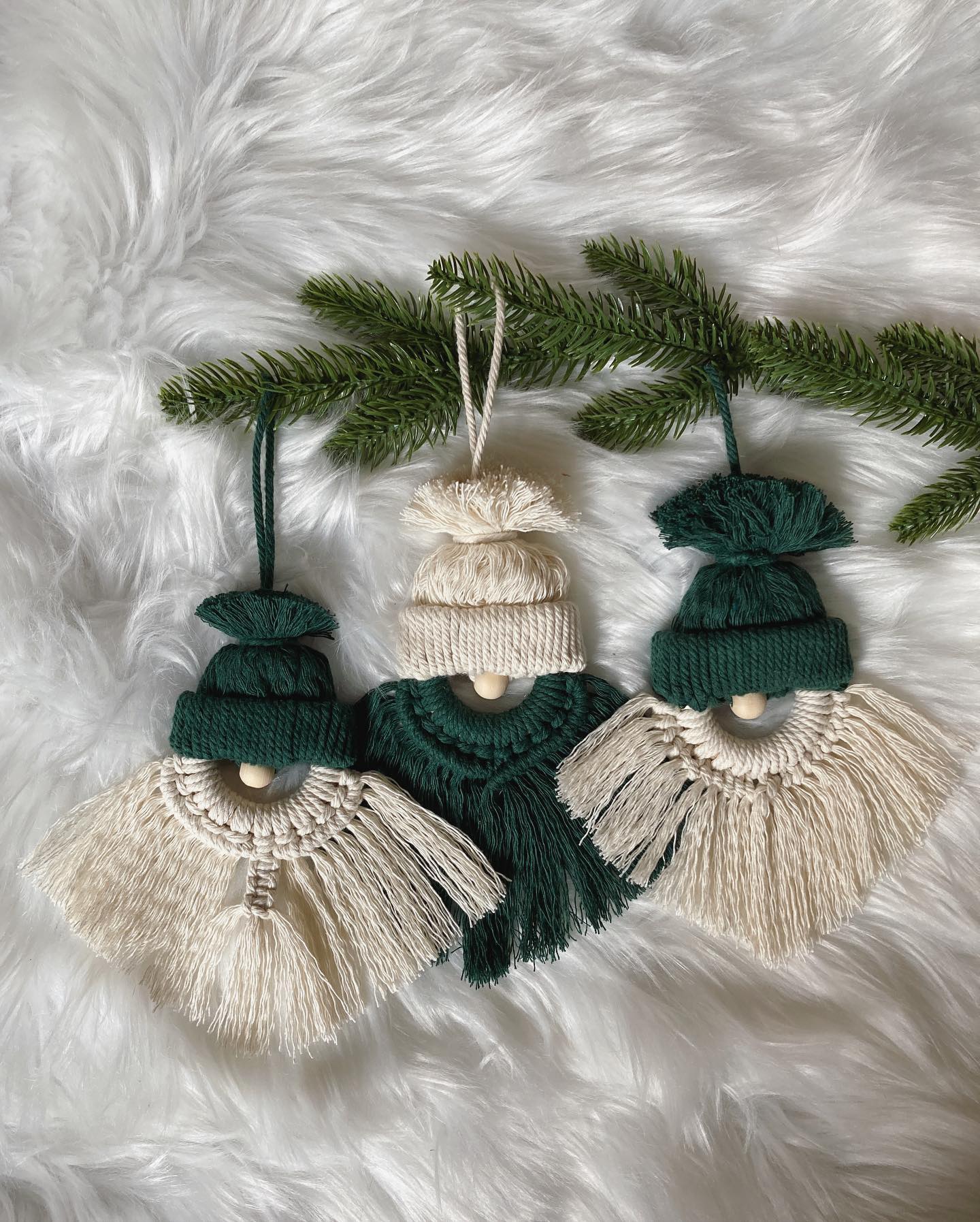 Makramee Weihnachtsanhänger